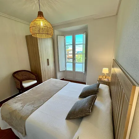 Santa Marina يانس